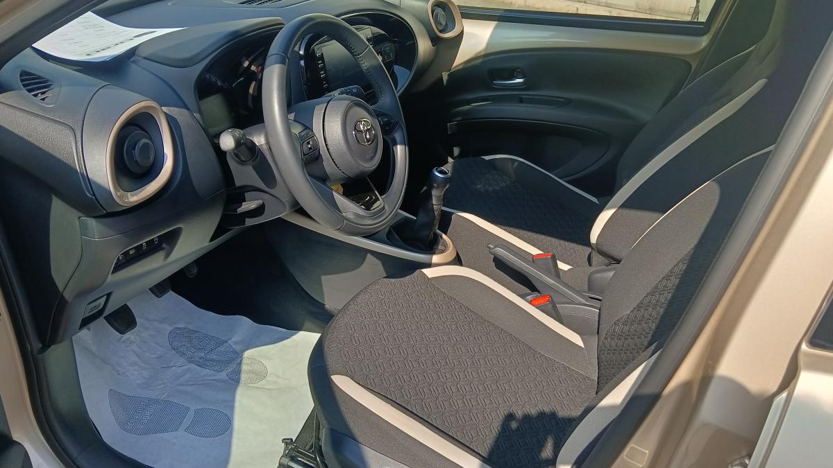 Toyota Aygo X 1.0 VVT-i 72 CV 5 porte Trend